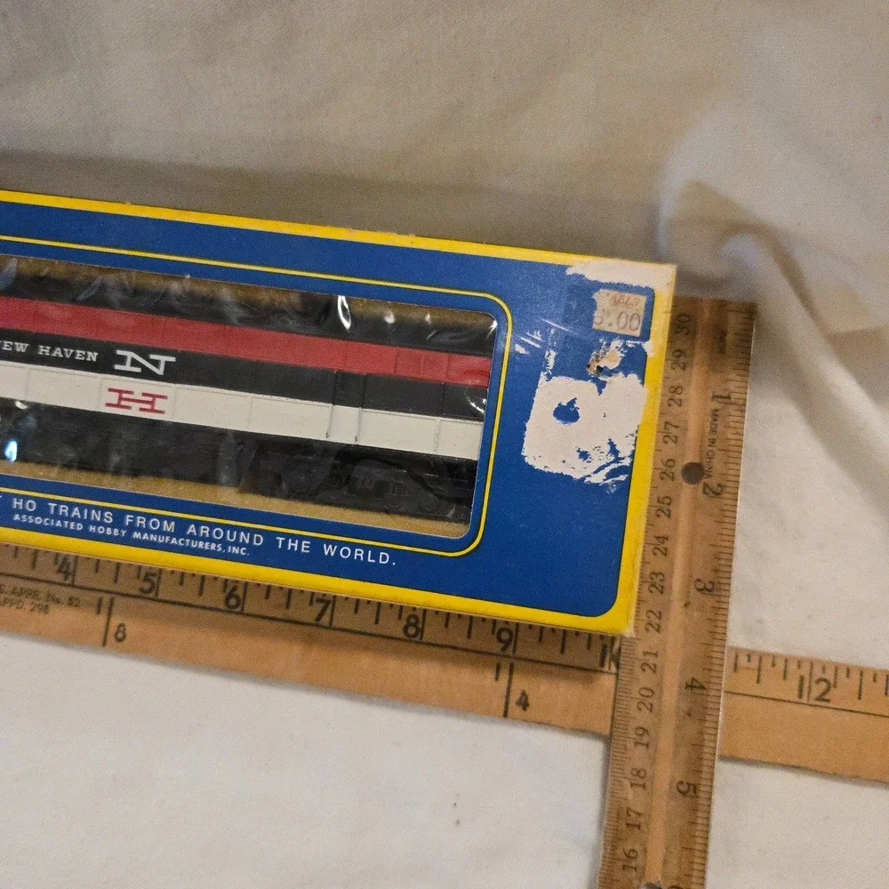 VTG AHM New Haven FM Dummy Unit 1970s Black White Red HO Scale Train Yugoslavia